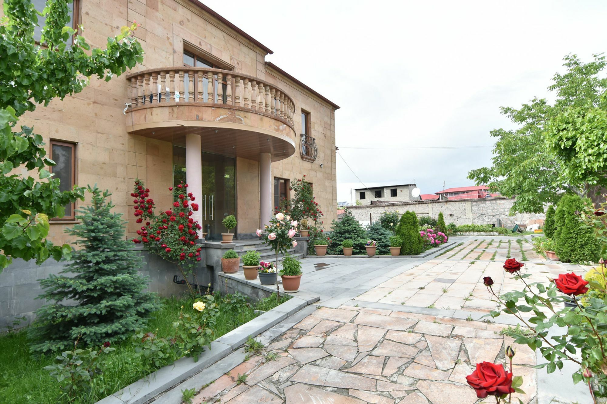 יירבאן Villa In Nork מראה חיצוני תמונה